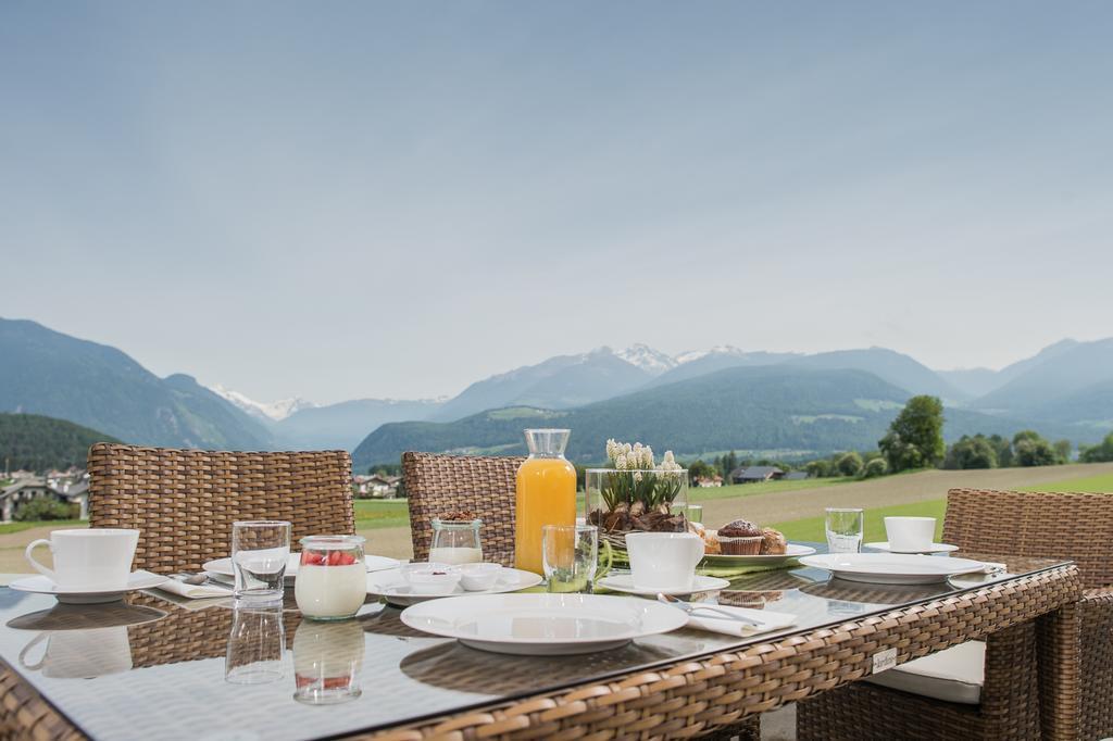 Hotel Garni Hochgruber Bruneck Exteriör bild